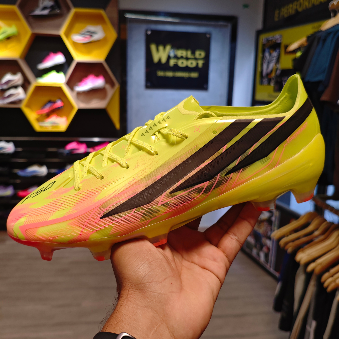 Chuteira de Campo Adidas F50 Hyperfast FG  Verde e Preto - PRONTA ENTREGA