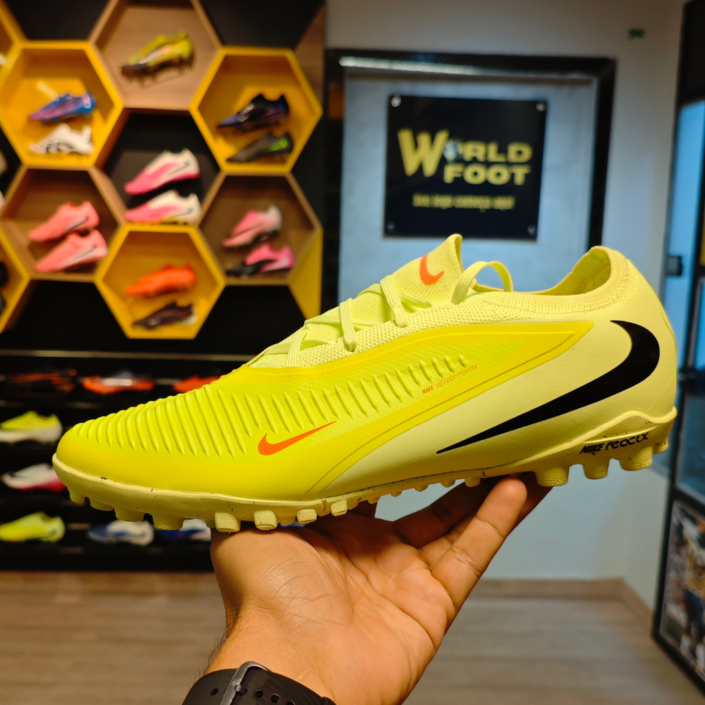 Chuteira Society Nike Phantom 6 Reactx Max Voltage TF Elite - PRONTA ENTREGA