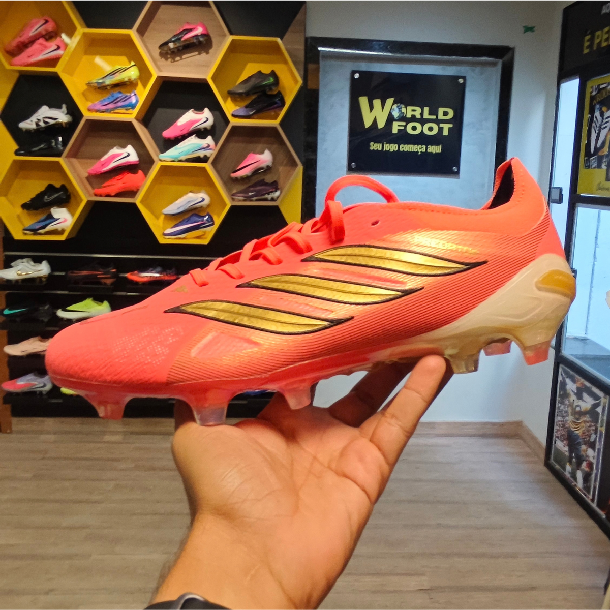 Chuteira de Campo Adidas Predator WolrdCup26 FG ELITE - PRONTA ENTREGA