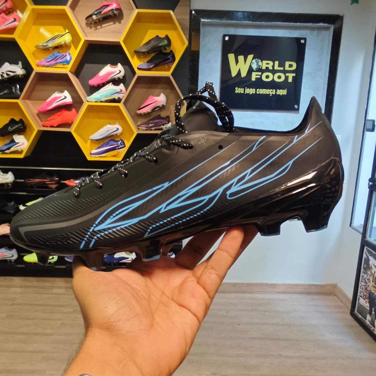 Chuteira de Campo Adidas F50 Hyperfast DNA FG ELITE - PRONTA ENTREGA