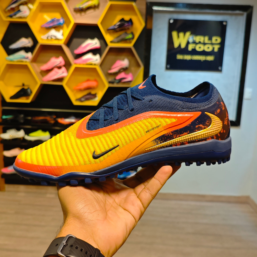 Chuteira Society Nike Phantom 6 Low Halland TF - PRONTA ENTREGA