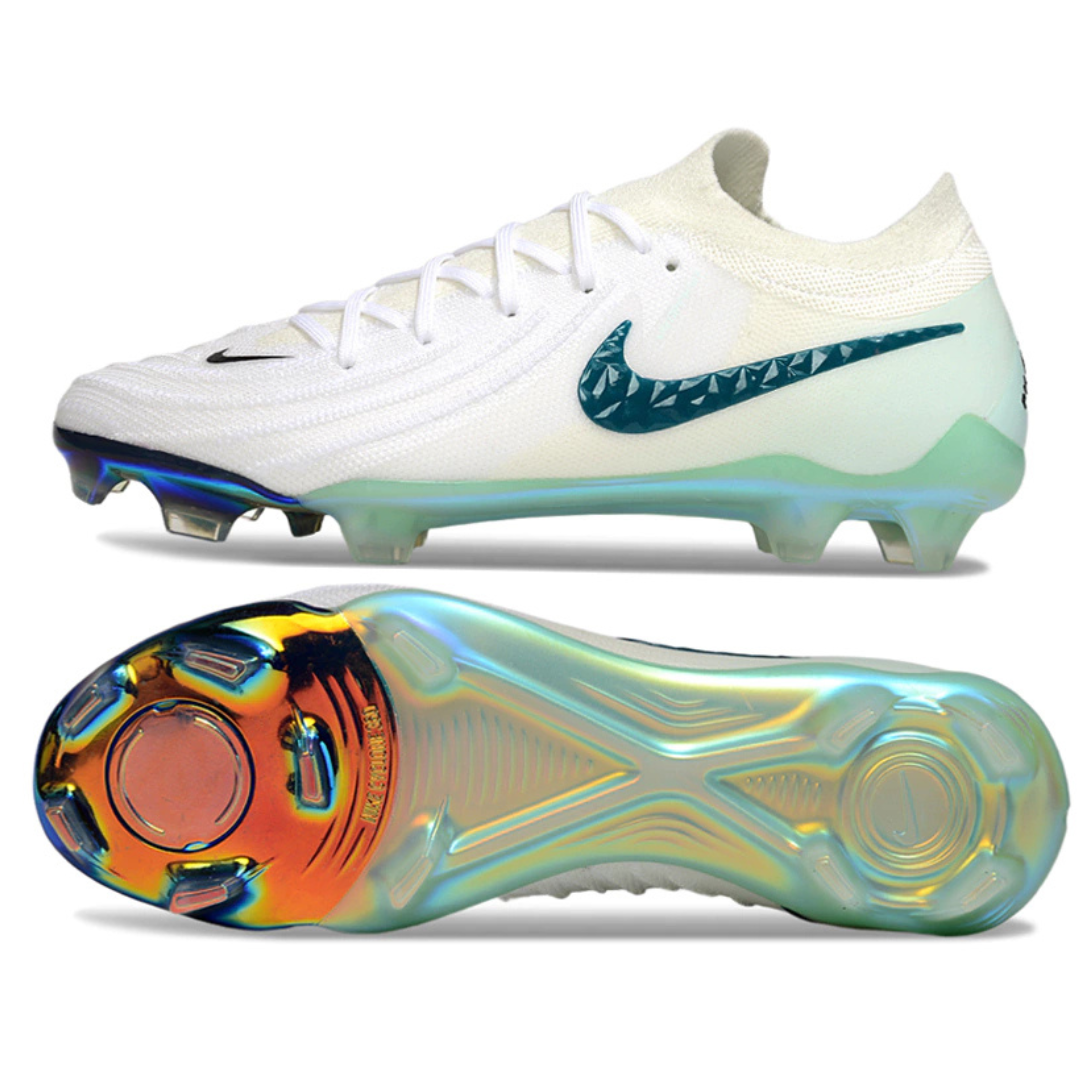 CHUTEIRA DE CAMPO NIKE PHANTOM GX2 CHROMACT FG ELITE