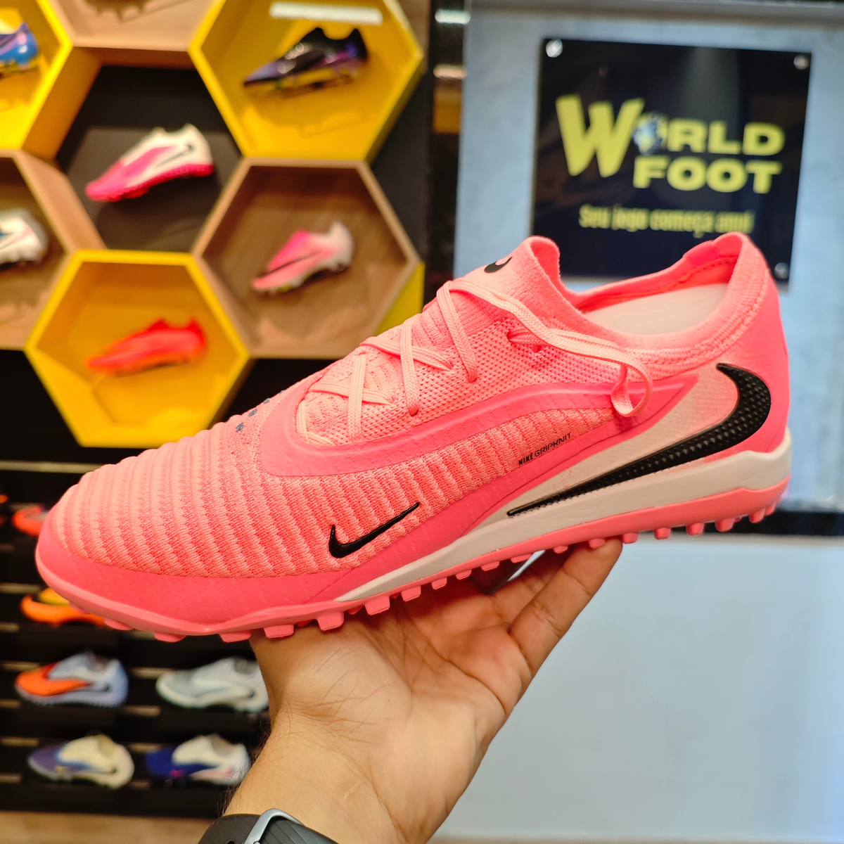 Chuteira Nike Society Phantom 6 Mad Brilliance TF Elite - PRONTA ENTREGA