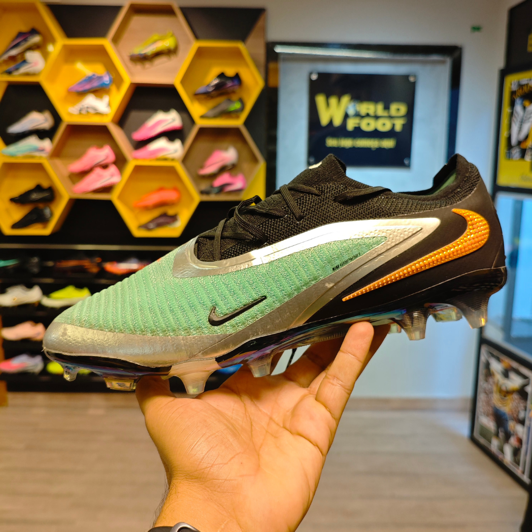 Chuteira de Campo Nike Phantom 6 Venom FG Elite - PRONTA ENTREGA