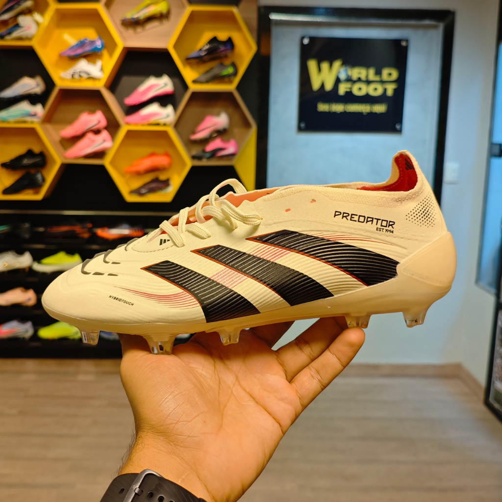 CHUTEIRA DE CAMPO ADIDAS PREDATOR FOLD OVER FG ELITE - PRONTA ENTREGA