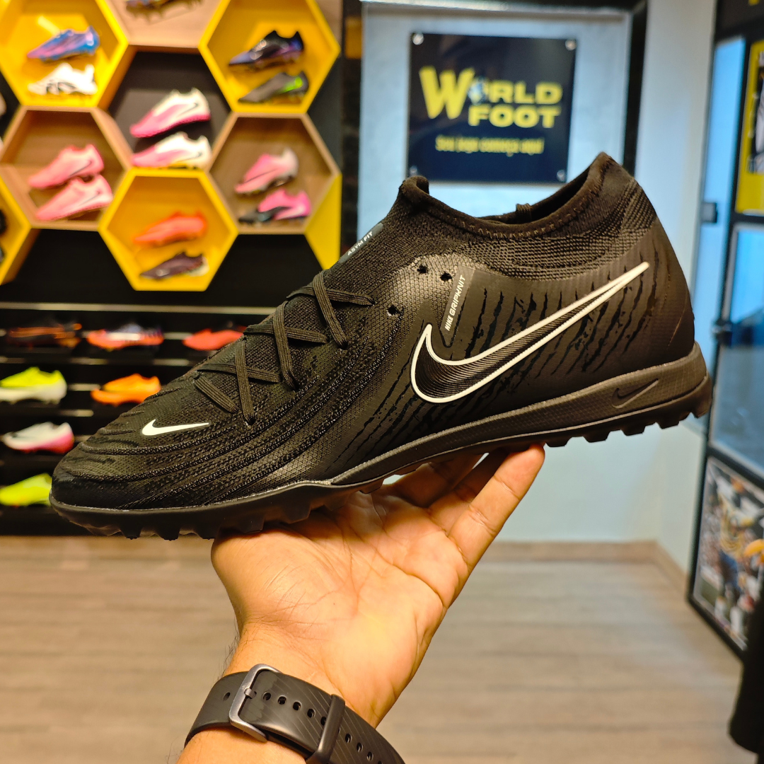 Chuteira Society Nike Phantom GX 2 Elite TF Black Pack - PRONTA ENTREGA
