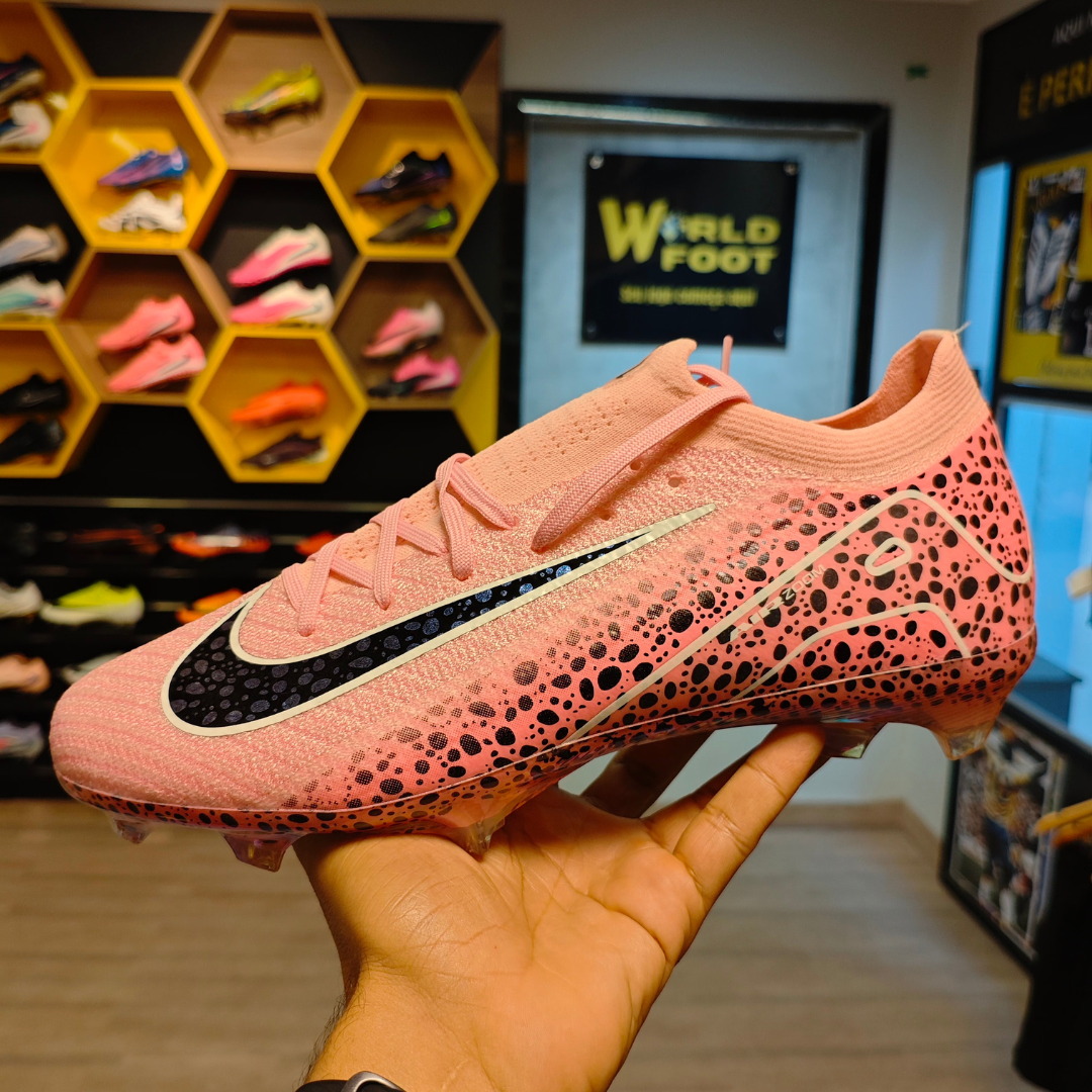 Chuteira de Campo  Nike Air Zoom Mercurial Vapor 16 Elite FG Savana Pink - PRONTA ENTREGA