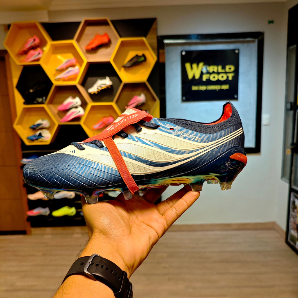 Chuteira de Campo Adidas Predator Tongue 26 Elite FG - Azul / Vermelho - PRONTA ENTREGA