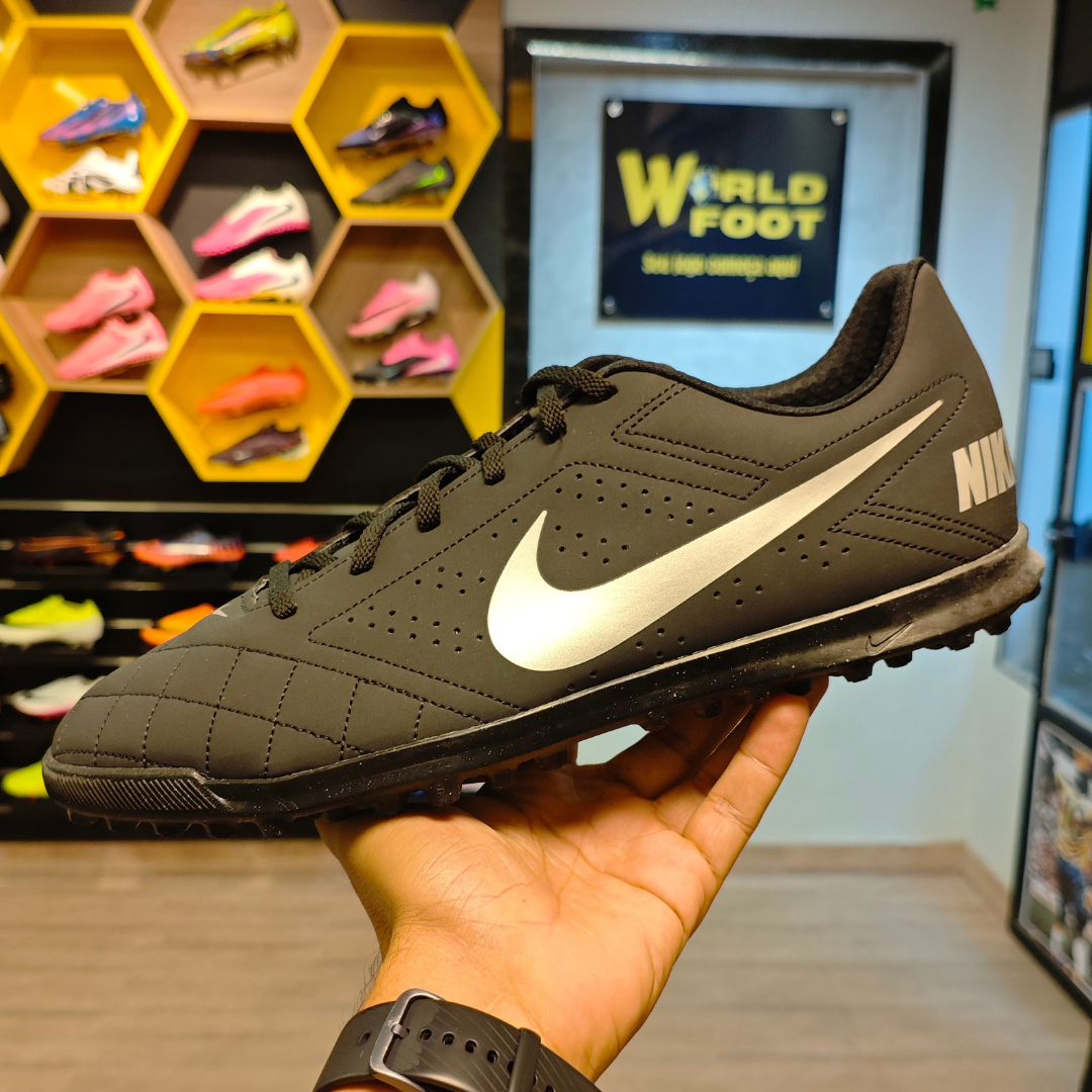 Chuteira Nike Society Beco 2 TF - PRETO/BRANCO -PRONTA ENTREGA